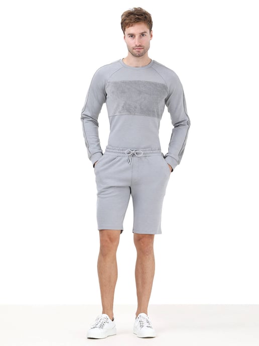 Einfarbig gestrickte Jogging-Fit-Sport-Bermuda - Image 2