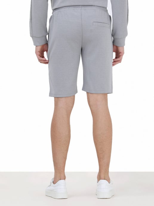 Einfarbig gestrickte Jogging-Fit-Sport-Bermuda - Image 4
