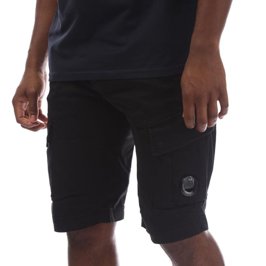 Herren C.P. Company Stretch-Satin Cargo-Shorts in Schwarz - Image 2