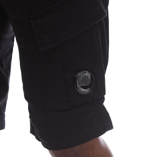 Herren C.P. Company Stretch-Satin Cargo-Shorts in Schwarz - Image 4