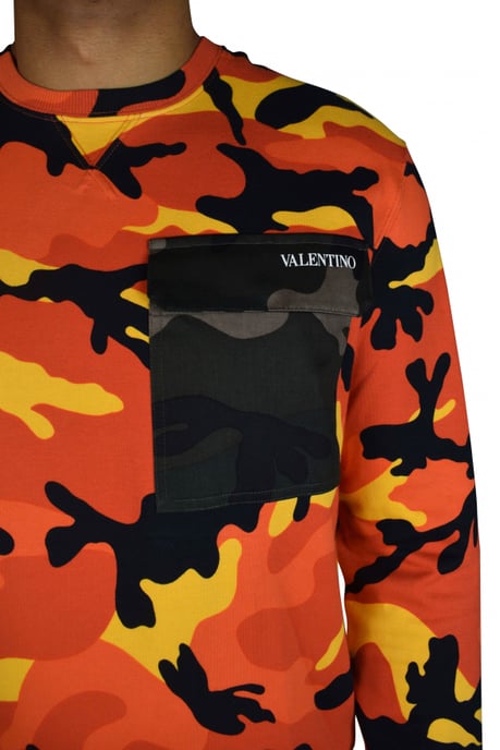Valentino Garavani Pullover Orange - Image 3