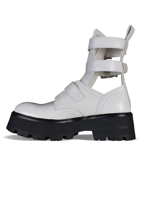Alexander McQueen Rave Buckle Stiefeletten Weiß - Image 4