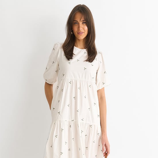 Broderie-Baumwoll-Smok-Midikleid - Image 2