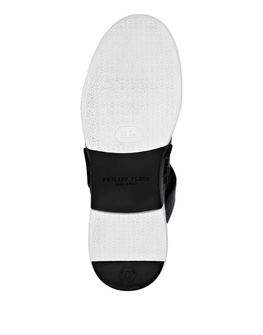 Mid-Top Sneaker Gothic Plein - Image 4