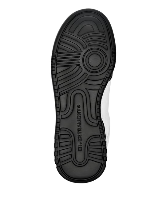 Sneaker - Image 4
