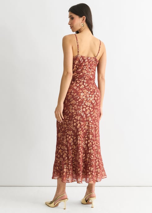 Braunes Viskose-Tier-Jacquard-Cowl-Midikleid - Image 4