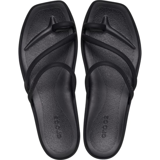 Crocs Miami Zehenring Sandale Damen Schwarze Sandalen - Image 5