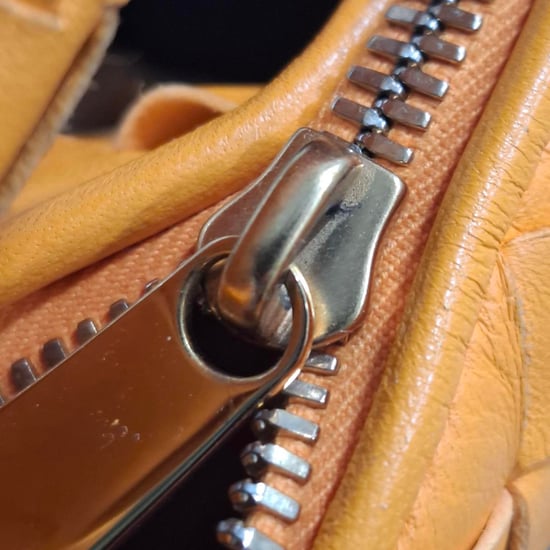 Bottega Veneta Mini Jodie aus orangefarbenem Leder - Image 5