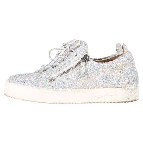 Giuseppe Zanotti – May London – Sneaker in weißem Glitzer - Image 4