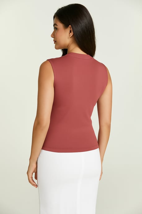 Ärmelloses, figurbetontes Top mit V-Ausschnitt in Dusty Rose – Weicher Viskose-Mischstoff - Image 4