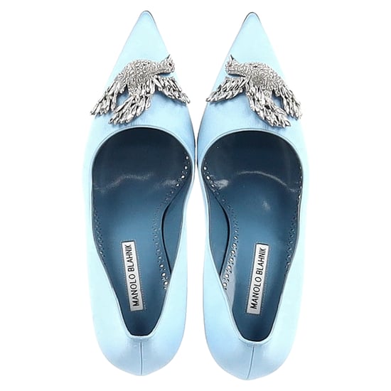 Manolo Blahnik Palos 90 mm Pumps mit Strass-Vogel aus hellblauem Satin - Image 4