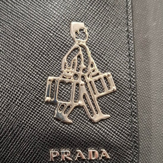 Prada Bellhop Schlüsseletui mit Reißverschluss aus schwarzem Saffiano-Leder - Image 5