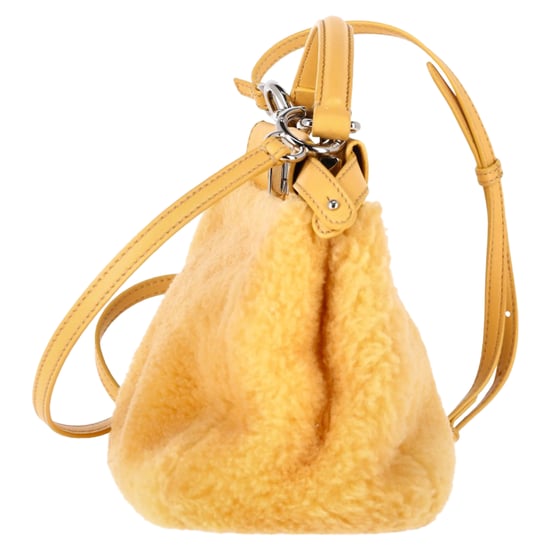 Fendi Mini Peekaboo Shearling Handtasche aus gelbem Schaffell - Image 2