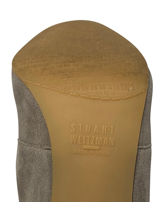 Stuart Weitzman – Highland Overknee-Stiefel aus grauem Wildleder - Image 6