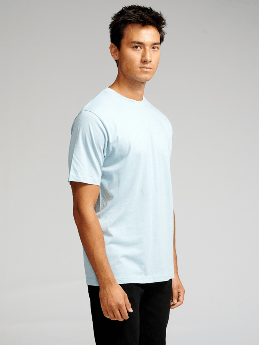 Übergroßes T-Shirt – Himmelblau - Image 2