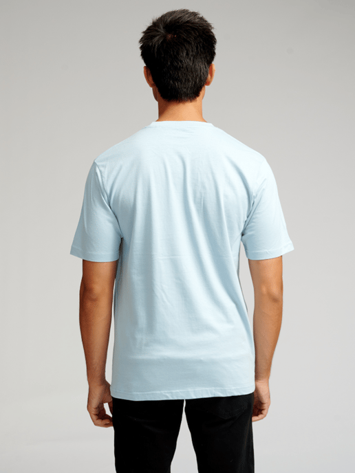 Übergroßes T-Shirt – Himmelblau - Image 4