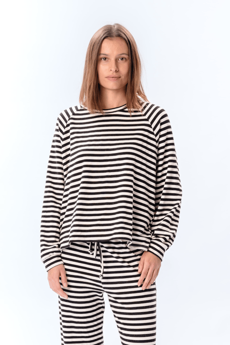 Gestreiftes Langarm-Regular-Fit – Schwarz - Image 1