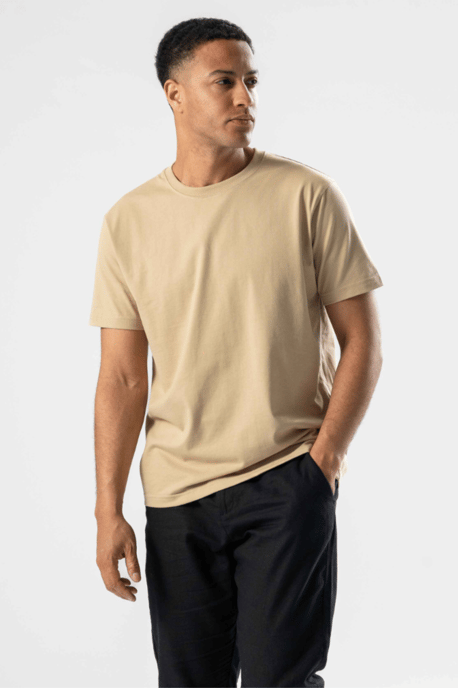 Normales T-Shirt – Beige - Image 2