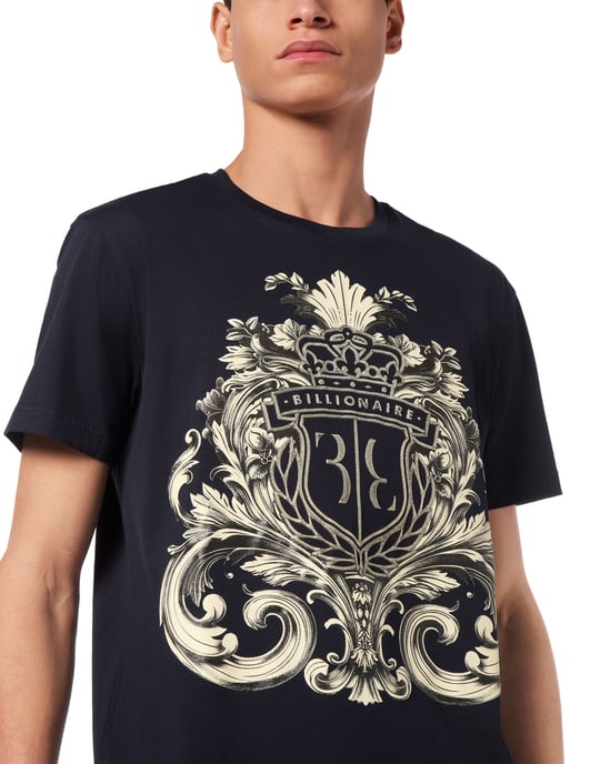 T-Shirt Rundhalsausschnitt Ss Crest Barock - Image 3