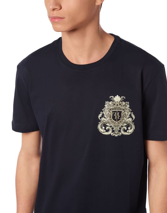 T-Shirt Rundhalsausschnitt Ss Crest Barock - Image 3