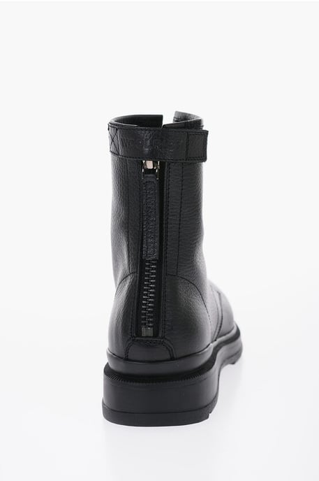 Strukturierter Leder-Arbeitsstiefel mit Reißverschluss in Schwarz - Image 2