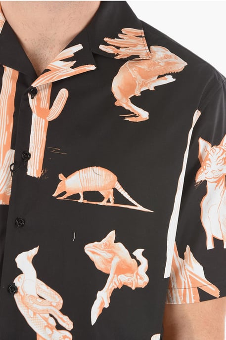 Kurzärmliges BURNING MAN Camp Collar Shirt in Schwarz - Image 3
