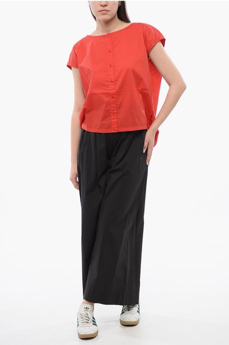 Ärmelloses Popeline-Shirt mit Kordelzug am Saum in Rot - Image 4