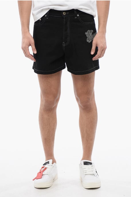 Dark Washed Shorts mit Logo-Stickerei in Schwarz - Image 1