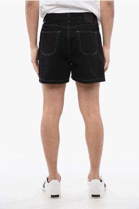 Dark Washed Shorts mit Logo-Stickerei in Schwarz - Image 2
