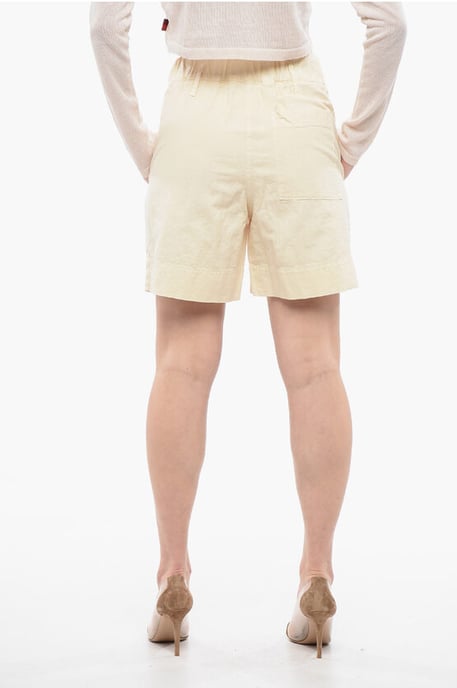 Leinen-Mix-Shorts mit elastischem Bund in Beige - Image 2