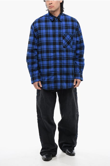 Kariertes, gefüttertes Flanell-Overshirt in Blau - Image 4