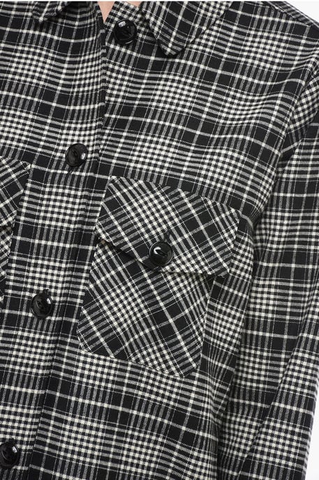 Kariertes ALASKAN Overshirt in Schwarz & Weiß - Image 3