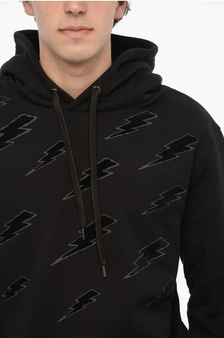 Easy Fit Hoodie mit Samt-Thunderbolt in Schwarz - Image 3
