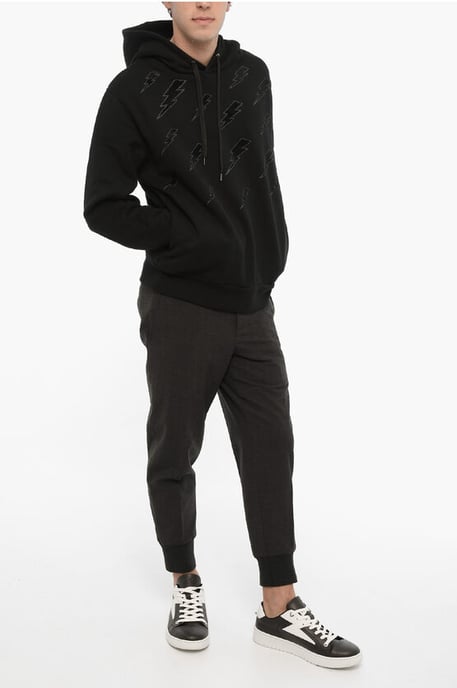 Easy Fit Hoodie mit Samt-Thunderbolt in Schwarz - Image 4