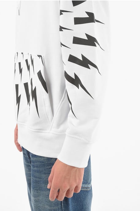 RADIAL FAIR-ISLE THUNDERBOLT Hoodie mit Maxi-Patch-Tasche vorne in Schwarz & Weiß - Image 3