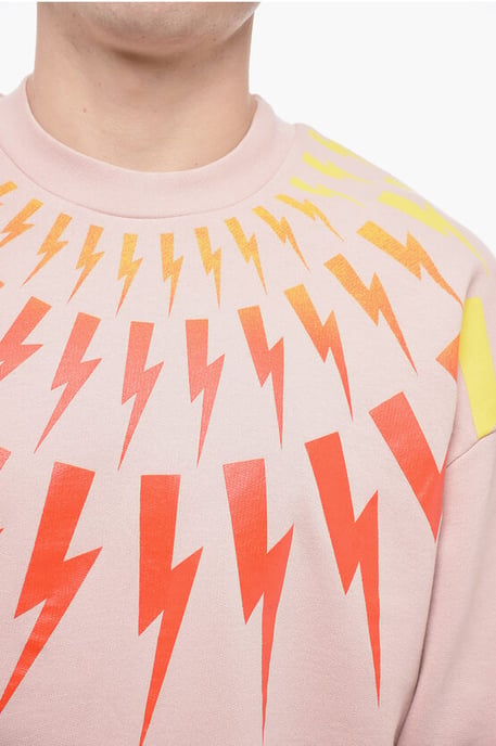Rundhals-Sweatshirt FAIR-ISLE THUNDERBOLT mit Degradè-Print in Pink - Image 3