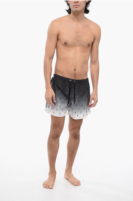 BADESHORTS MIT SIEBDRUCK UND ALLOVER-BOLT - Image 4