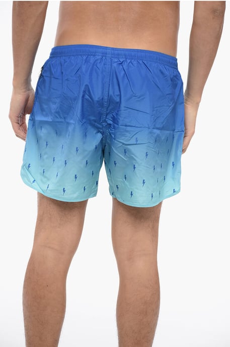 BADESHORTS MIT SIEBDRUCK UND ALLOVER-BOLT - Image 2