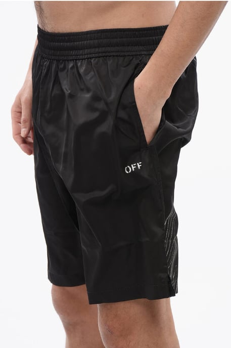 Bedruckte SURFER Badeshorts in Schwarz - Image 3