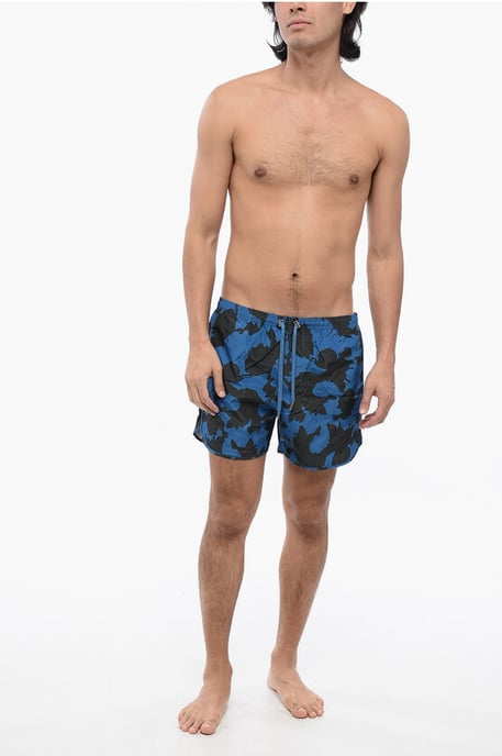BADESHORTS MIT AUFFÄLLIGEN BLUMEN - Image 4