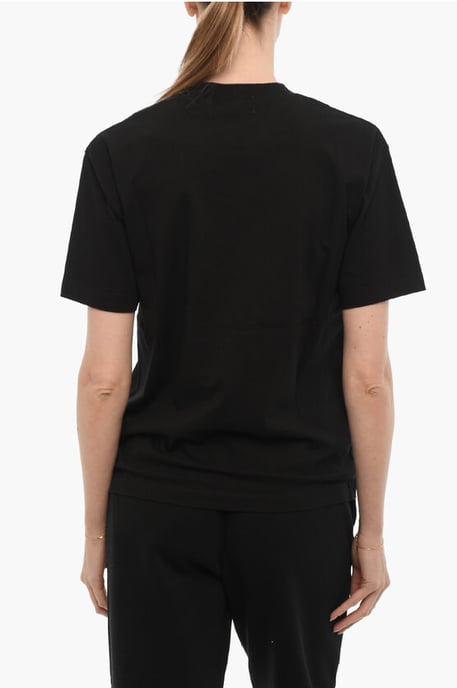 Einfarbiges Rundhals-T-Shirt mit kontrastierendem Logo in Schwarz - Image 2