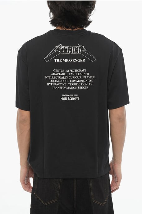 Slim Fit ROCK BAND ZODIAC GEMINI Rundhals-T-Shirt mit Drop in Schwarz - Image 2