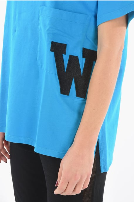 Maxi-T-Shirt mit Rundhalsausschnitt und aufgesetztem Monogramm in Blau - Image 3