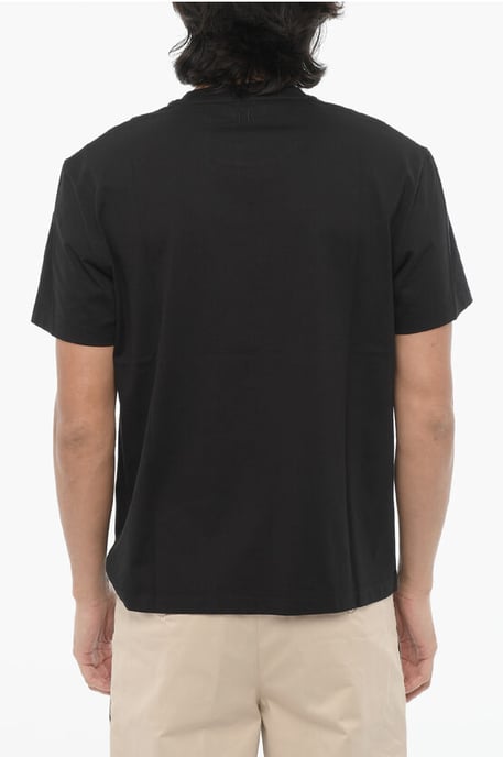 Baumwoll-Rundhals-T-Shirt mit Print in Schwarz - Image 2