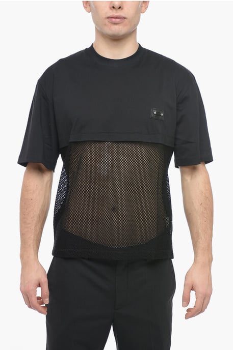 Slim Fit Mesh-T-Shirt mit Rundhalsausschnitt und Piercing in Schwarz - Image 1