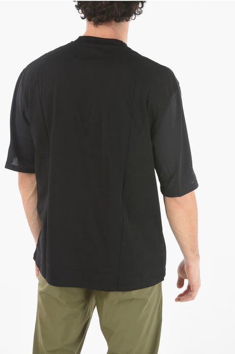 Kontrastierendes Band MUSIC BOLT VARSITY T-Shirt in Schwarz - Image 2