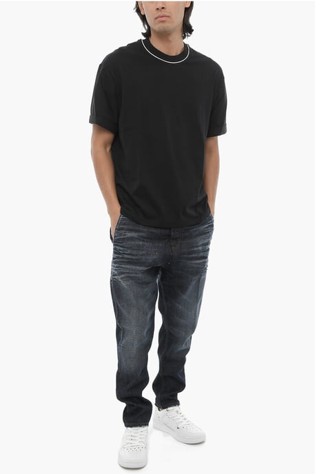 Einfarbiges Easy Fit T-Shirt mit Rundhalsausschnitt und Hemdärmeln in Schwarz - Image 4