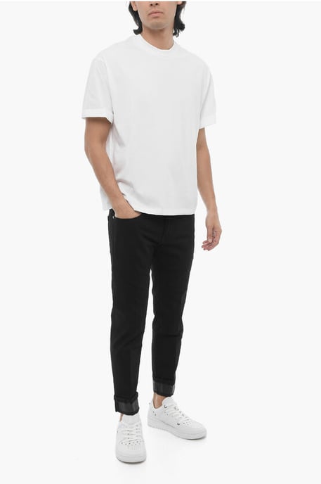 Einfarbiges Easy Fit T-Shirt mit Rundhalsausschnitt in Weiß - Image 4