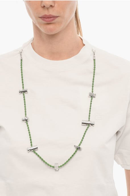 Einfarbiges STOPPERS Rundhals-T-Shirt mit abnehmbarer Kette in Weiß - Image 3