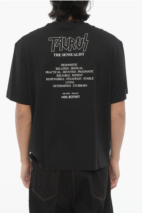 Slim Fit bedrucktes ROCK BAND ZODIAC TAURUS T-Shirt mit Rundhalsausschnitt in Schwarz - Image 2